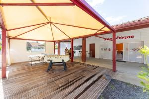 Chalets Oihana grand chalet de 2 a 6 pers climatise avec piscine vue et calme a Hasparren-Pays Basque : photos des chambres