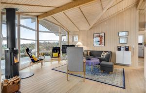 Stunning Home In Ebeltoft With Wifi