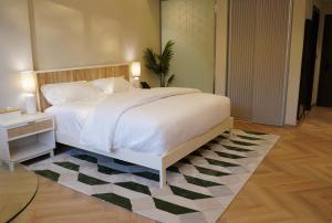 PILO Serviced Apartments