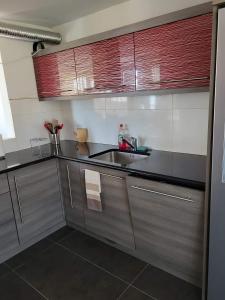 Apartmani Sutomore Tri Palme