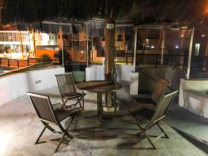 NAUTILLUS - 107 · N-07: Apê espaçoso e estiloso à beira mar