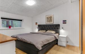 Awesome Home In Sæby With Wifi