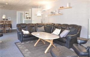 Nice Home In Oksbøl With Sauna