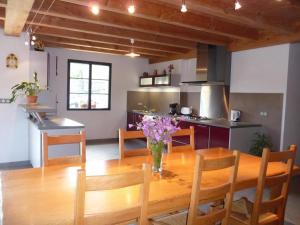Maisons de vacances Gite L-Hirondelle, 2/4 personnes a Oultet : photos des chambres