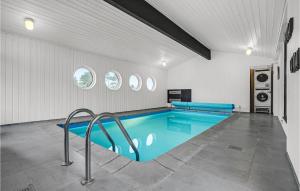 Nice Home In Glesborg With Kitchen