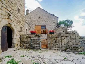 Gites de france 2 pers aux laubies - La Bazalgette