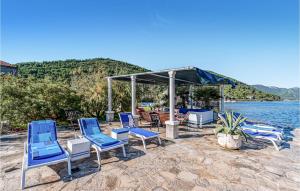 Stunning Apartment In Ston With Wifi 