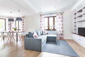 Villa Allegra Apartamenty z ogrodem i salą zabaw ,darmowy parking i leżaki, 5minut do morza