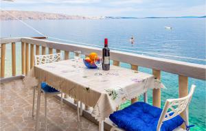 Holiday Home Starigrad Kod Senja, Obala Cr