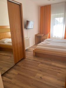 City Hotel Post 17