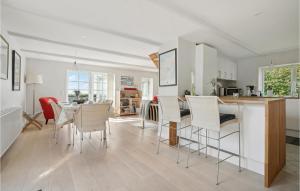 Amazing Home In Vesløs