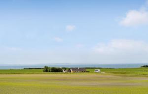 Nice Home In Thyholm With Wifi