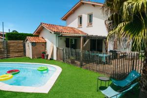 Maisons de vacances VILLA CASA KOKO 10 PERS piscine chauffee, petanque, ping pong VIEUX-BOUCAU : photos des chambres