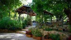 马斯德艾斯帕尔酒店 - Berrias Et Casteljau