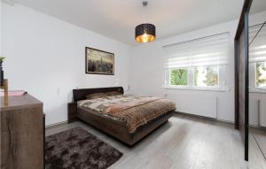 Beautiful Home In Donji Andrijevci