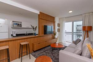 Tabas - Edifício Wave com vista pro mar em Ipanema