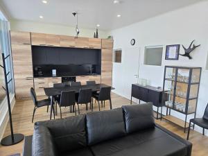 Apartment Aurinkoranta D3 iso huoneisto merinäkymällä Kalajoki