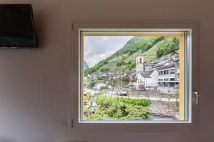 Deluxe Family Suite room in Hotel Pizzo Vogorno