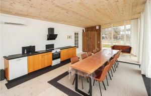 Cozy Home In Samsø With Wifi
