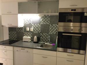 Koselig leilighet over to plan.