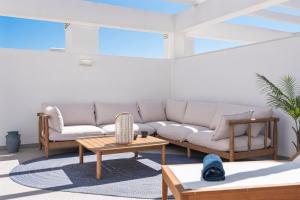 Sunny Terrace Penthouse