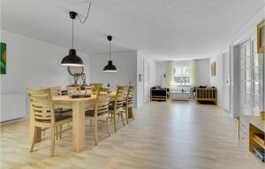 Pet Friendly Home In Branderup J