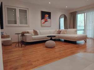 AAA SEAVIEW APARTMENTS - Makarska 