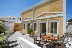 Constantis Mansion - Órmos Athiniós