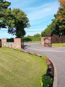 White Quarry Hse Quarry Road