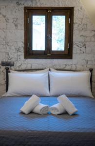 Cactus Aegina Apartments