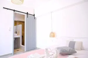 Cycladic Nest in Dryopida - Dhriopís