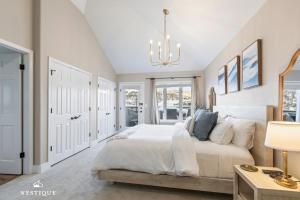 Snowbu at Woodside Ski-In Ski-Out in Old Town PC Hosted by Nestique