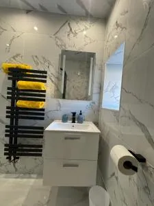 The Opulence - 5 Star - Brierfield