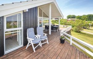 3 Bedroom Cozy Home In Glesborg