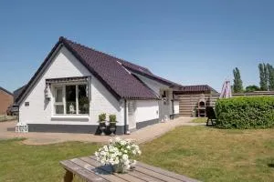 B & B Het Veurhuus - 埃曼