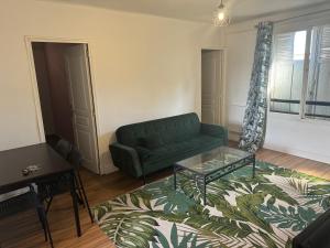 Appartements T3 bien equipe : photos des chambres
