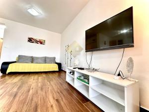 Apartments Vukman Novalja centar