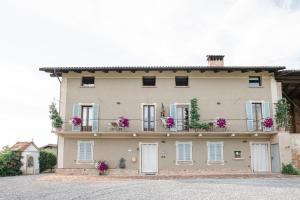La Casa di Roby-1 appartamento la morra con piscina