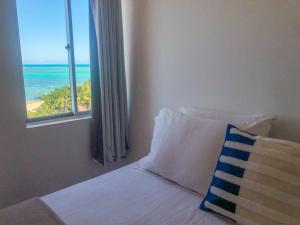 CT-82: Apto com vista espetacular para o mar