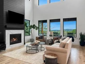 Rocking A Good Life - Hammetts Crossing