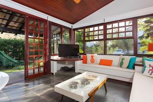 Casa em Geribá em condomínio com piscina e churrasqueira para 7 pessoas