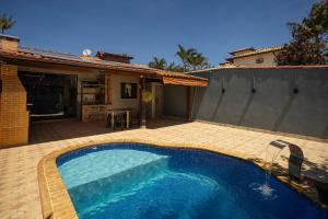 Casa com Piscina e Churrasqueira em Búzios | E 02