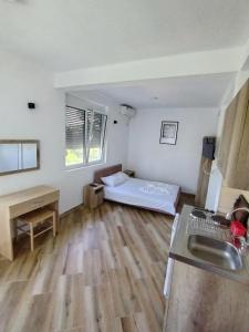 Marovac apartmani Velika Plaža