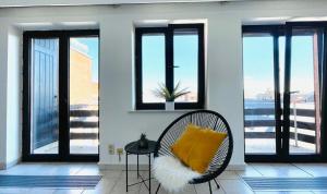 Studio Square - zonrijke studio - zuidgericht balkon - dichtbij strand