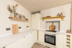 Luxury Townhouse in Cardiff City Centre, 5 bedrooms, up to 12 guests