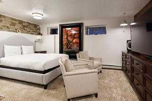 Fasching Haus Unit 13, Studio in Aspen, 2 Blocks to Gondola