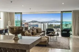 4BD Parnell Penthouse with Breathtaking Views - 奥克兰