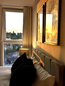 Number 43 Elite Apartment - Top Floor - Free Parking