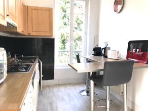 Appartements RUE DE LA PAIX - Hypercentre - Thermes - Calme : photos des chambres