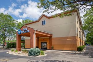 Best Western Des Plaines O'Hare - 3hvězdičkové hotely ve městě Des Plaines